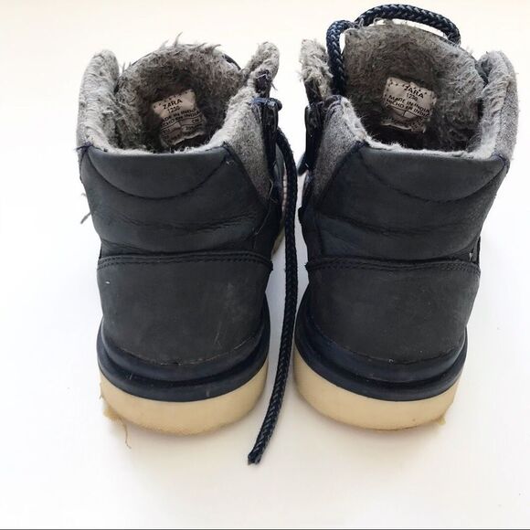 Zara navy blue boots GUC size 32(1youth) - Picture 5 of 5